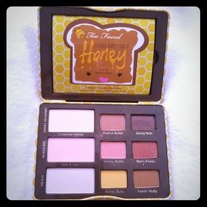 Too Faced Peanut Butter Honey Palette